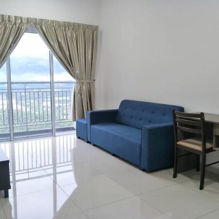 Mesahill Nilai 2 Room Condo - Fast Wifi, Amazing Pool & Tv エクステリア 写真